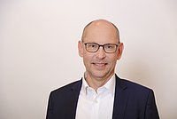 Dr. Peter Schüssler